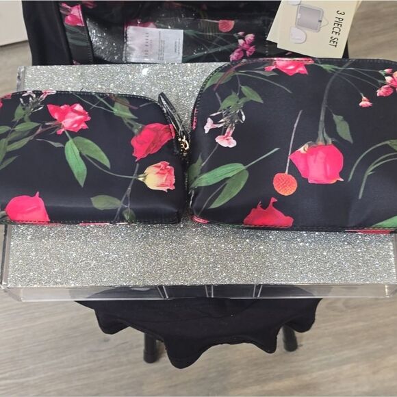Ted Baker London Floral 3-PC  Cosmetic Bag Set- Scattered Bouquet - Picture 9 of 11